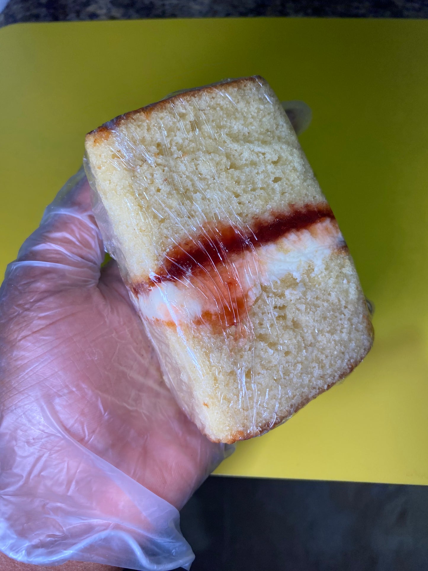 Victoria Sponge Cake Slice (2 Slices)