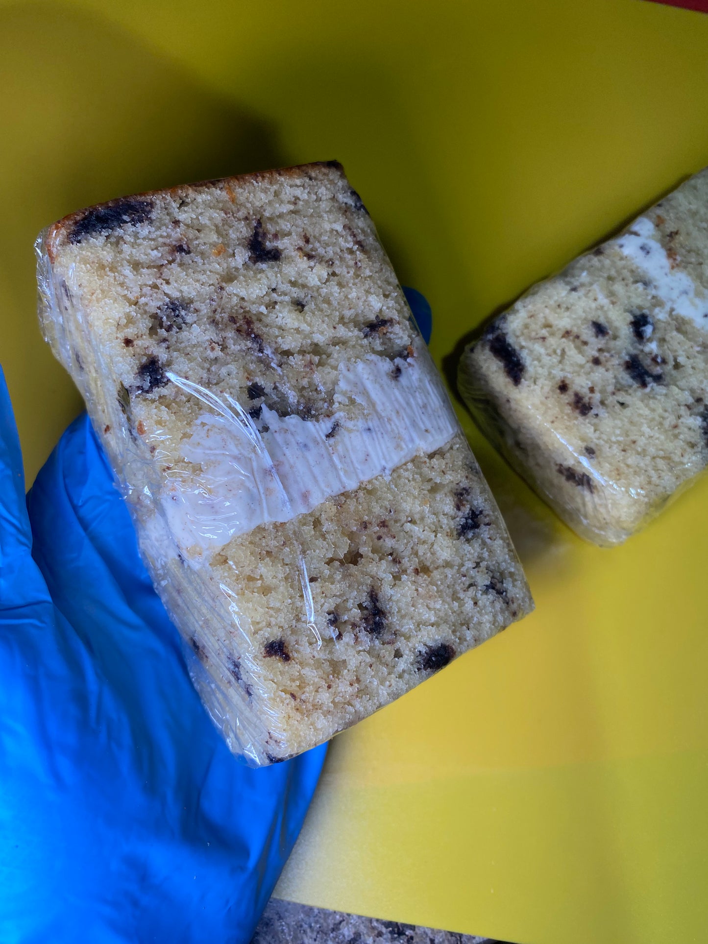 Cookies & Cream Cake Slice (2 Slices)