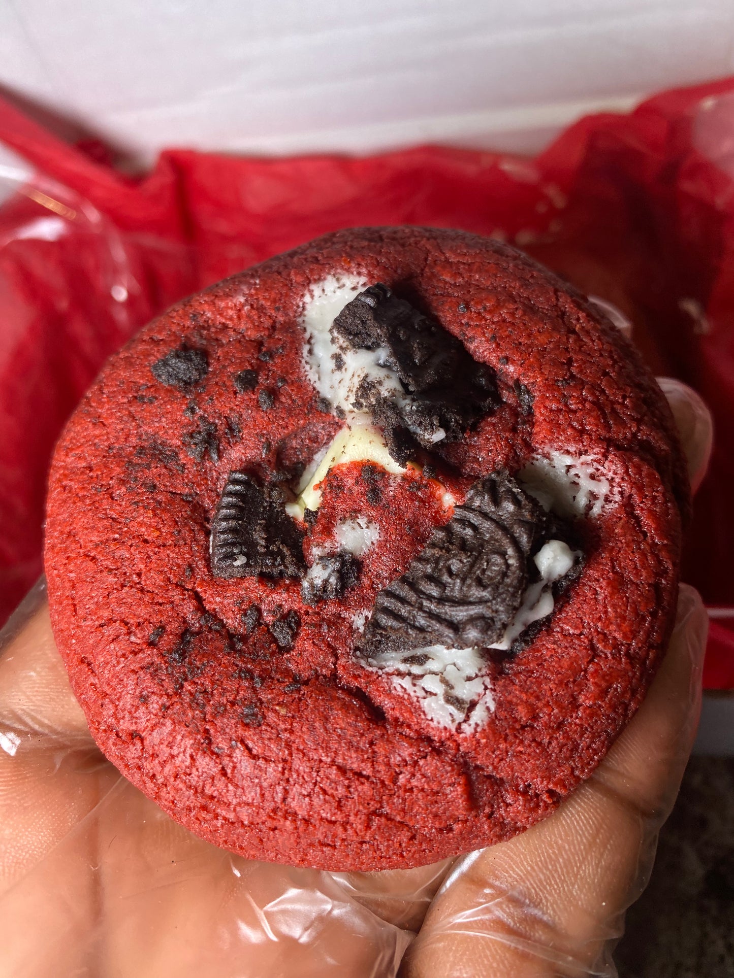 Red velvet & Oreo Cookies