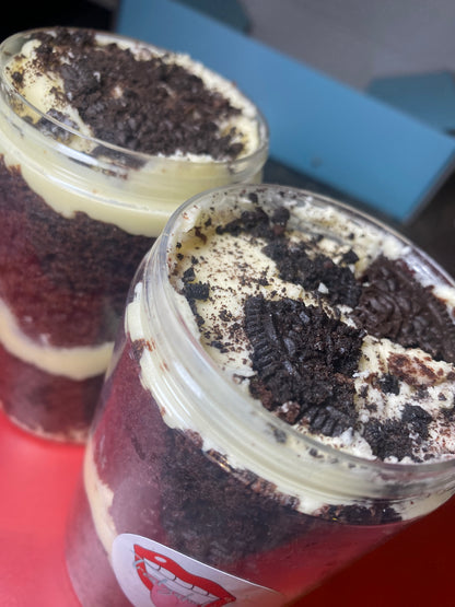 Chocolate & Oreo Cake Jar