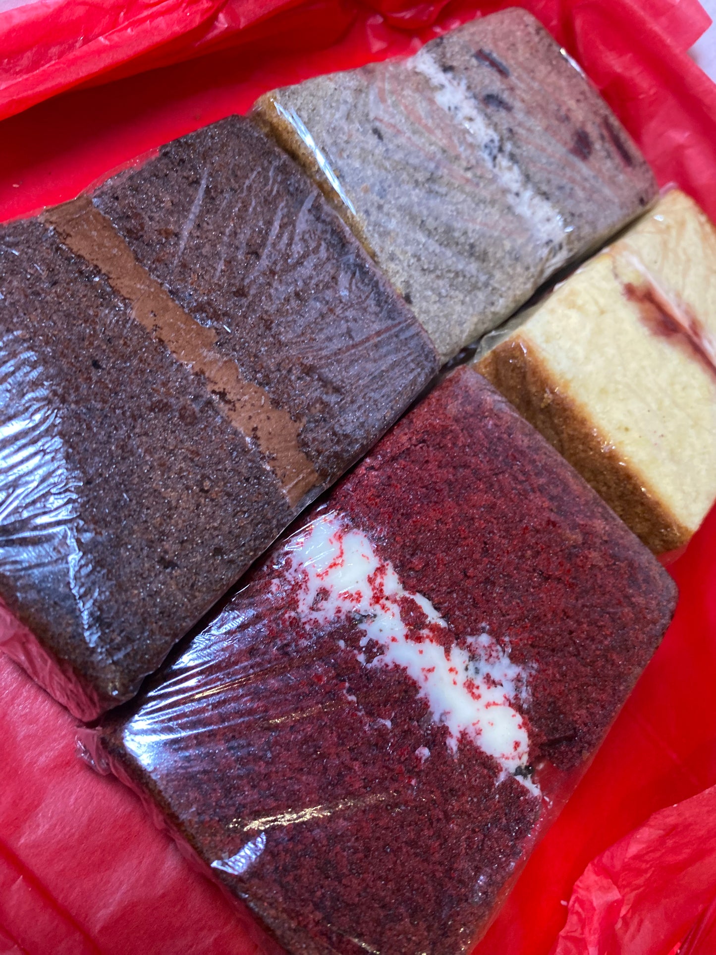 Treatzaholic Selection Cake Slices