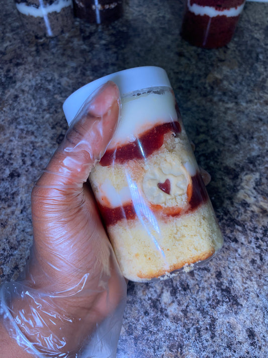 Victoria Sponge Cake Jar